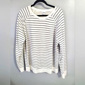 Stripped crew neck sweatshirt